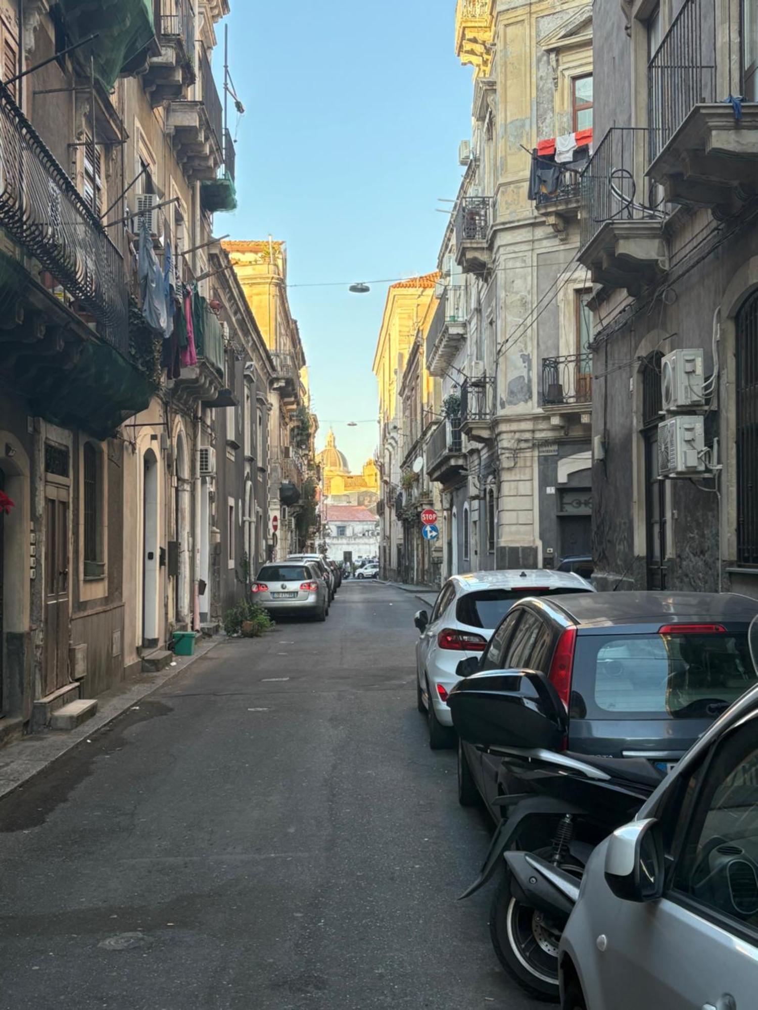 Da Marieddu Appartamento Indipendente In Centro Citta CTA Exterior foto